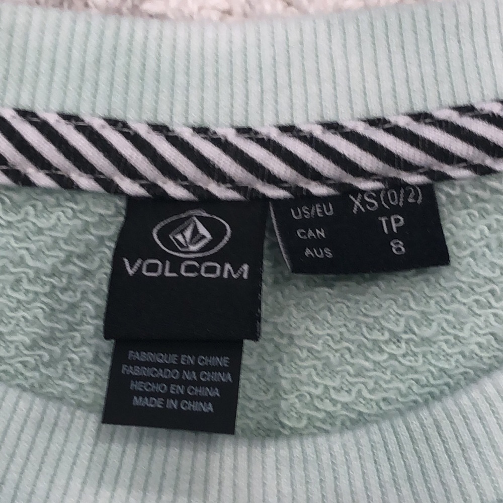Volcom crop top - Picture 6 of 8